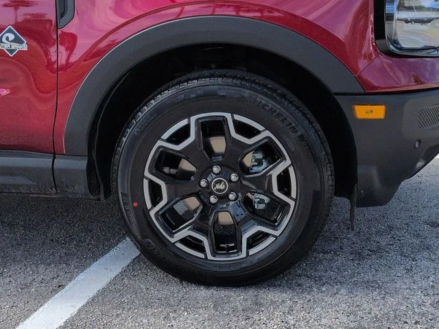 New 2026 Ruby Red Metallic Tinted Clearcoat Ford Outer Banks® image 11