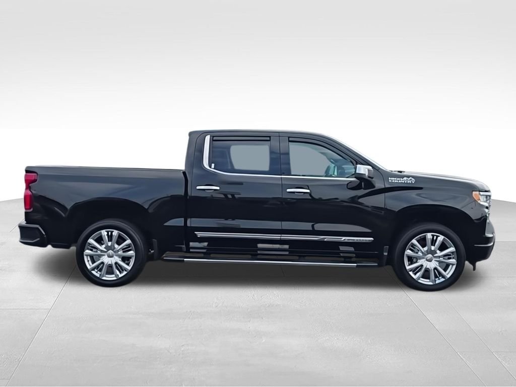 Used 2024 Black Chevrolet High Country image 9