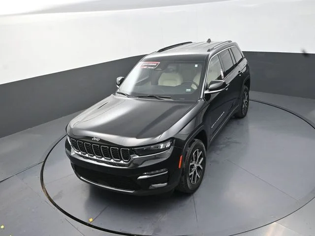 Used 2023 Black Jeep Limited image 13