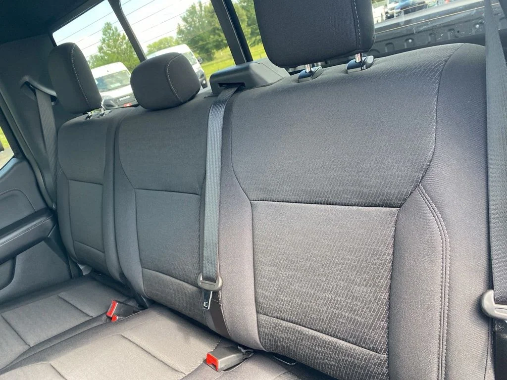New 2026 Agate Black Metallic Ford XLT image 37
