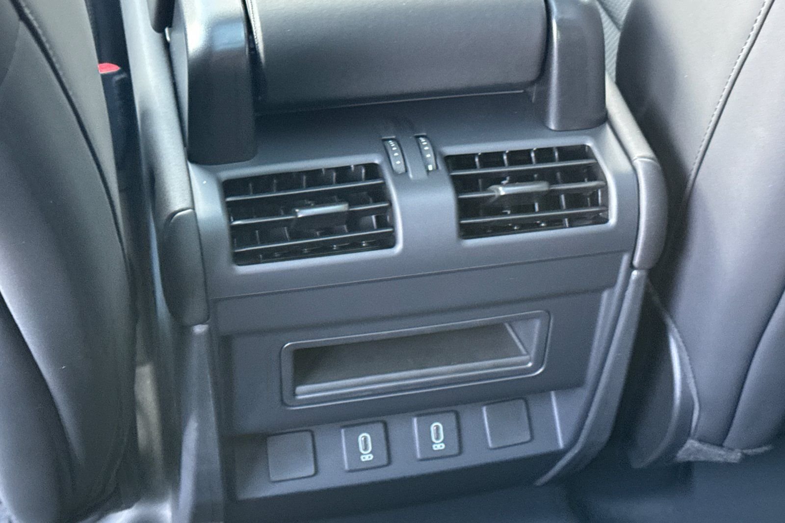 New 2026 Woolstone Green Land Rover S image 13