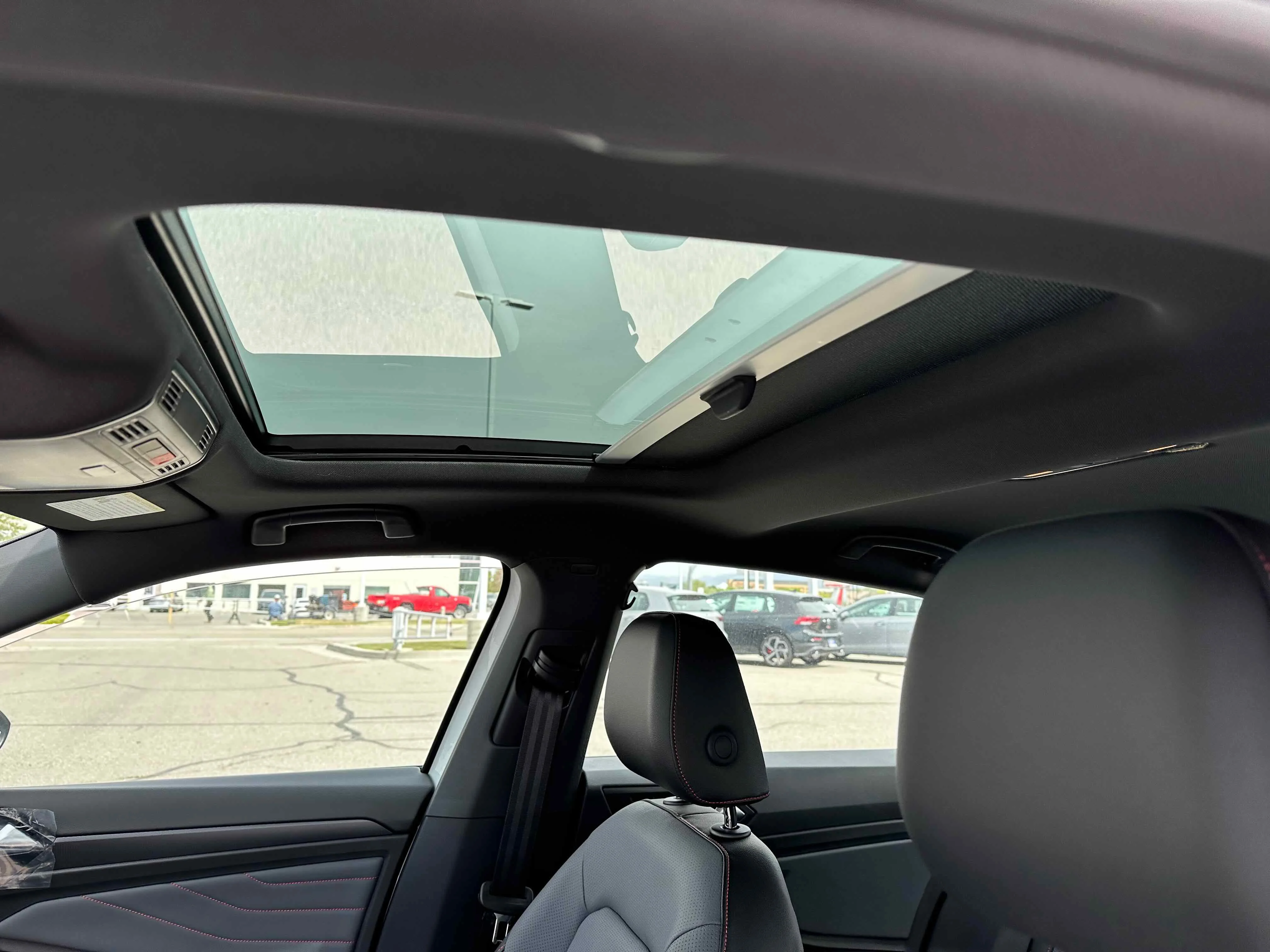 New 2026 Pure White Volkswagen Autobahn image 19