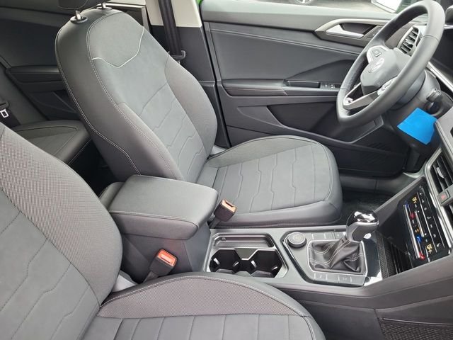 New 2026 Green Volkswagen 1.5T SE Black image 17