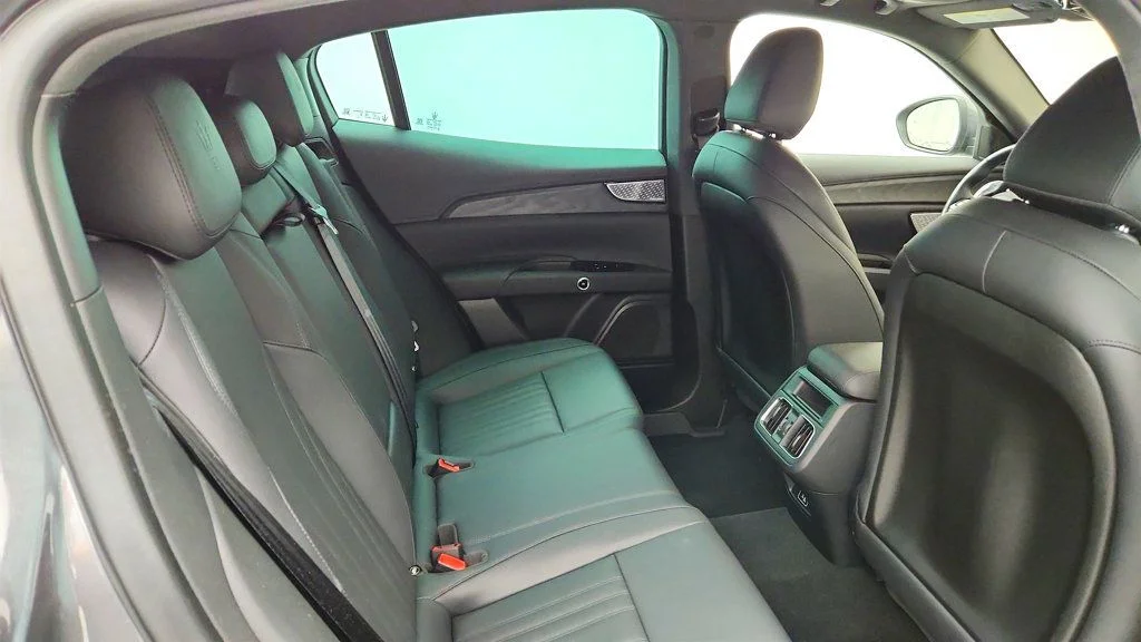 Used 2023 Grigio Lava Metallic Maserati Modena AWD image 24