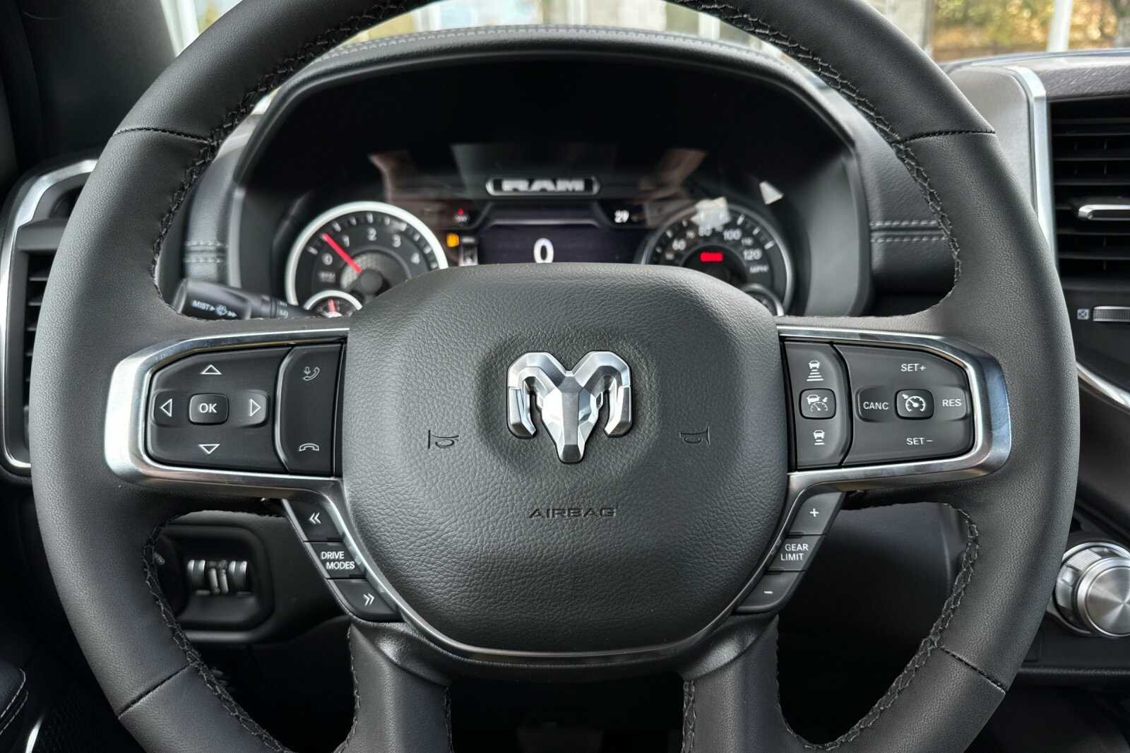 New 2026 Granite Crystal Metallic Clear-Coat Exterior Paint RAM LARAMIE image 23