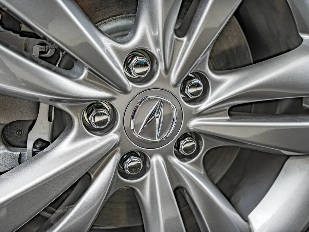 New 2026 Liquid Carbon Metallic Acura SH-AWD image 11