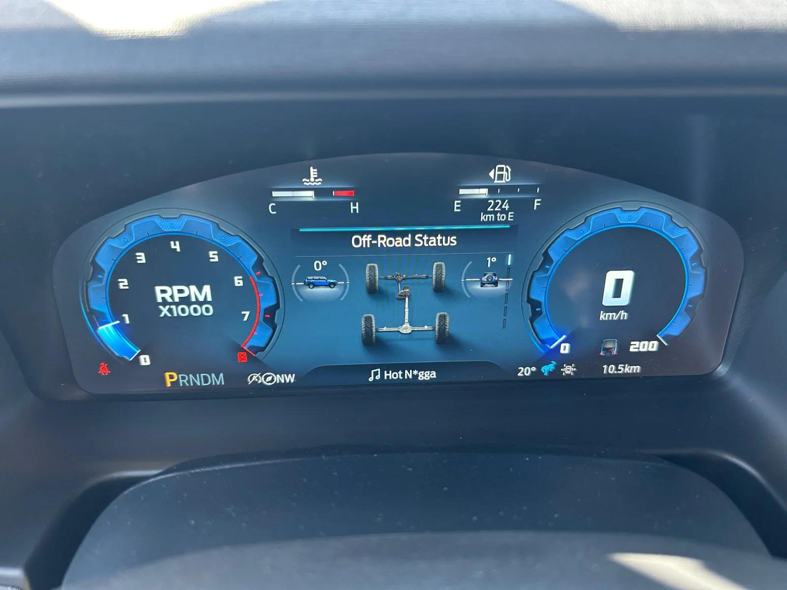 New 2026 Avalanche Grey Ford Outer Banks image 21