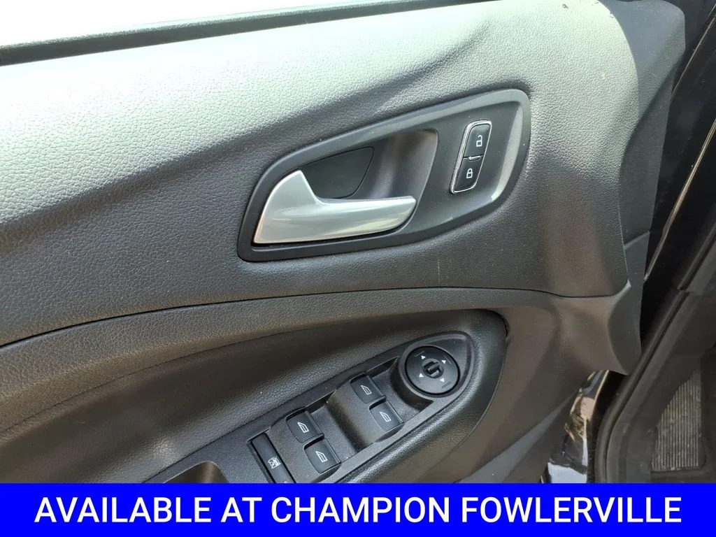 Used 2015 Black Ford SE image 11