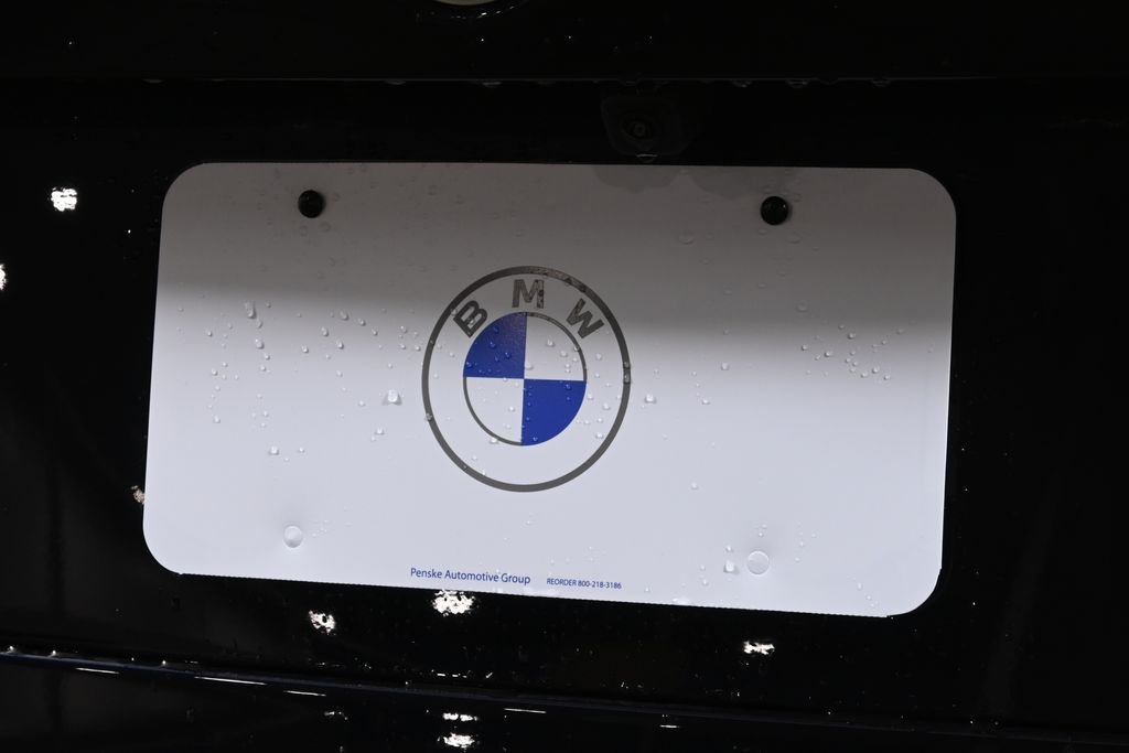 New 2026 Carbon Black Metallic BMW xDrive40i image 14