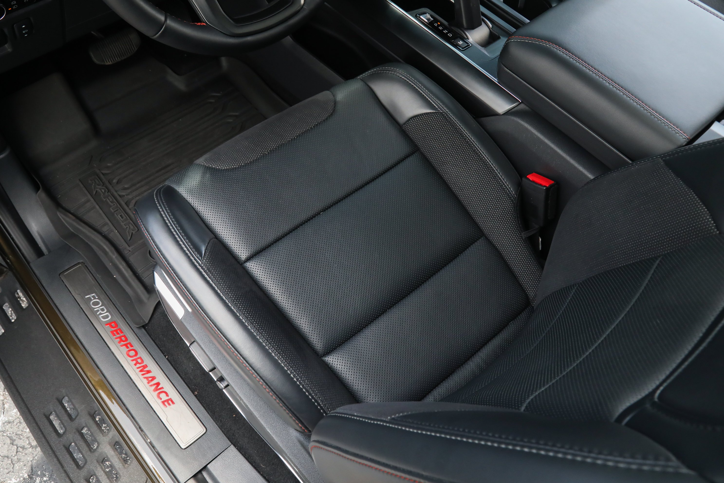 Used 2025 Green Ford Raptor image 20
