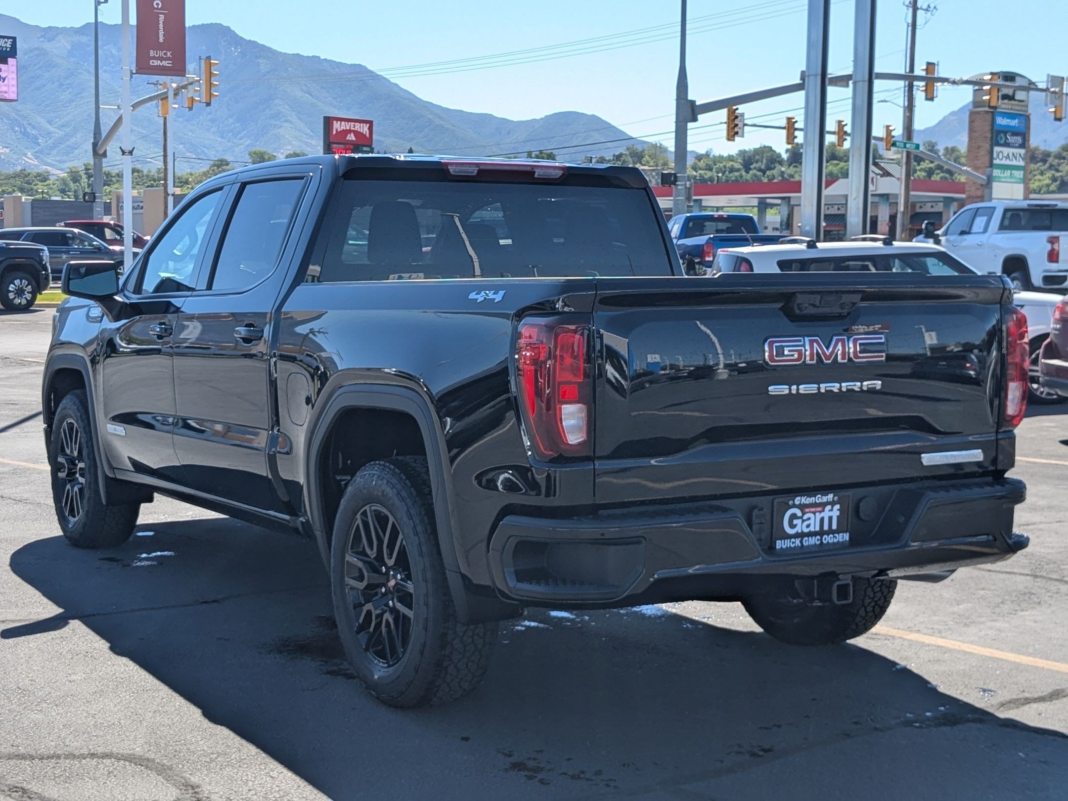 New 2026 Onyx Black GMC Elevation image 5