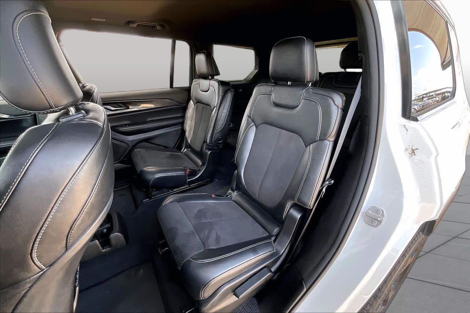 Used 2023 Bright White Clearcoat Jeep Altitude image 19