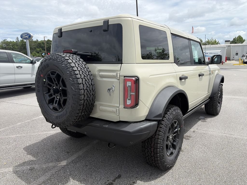New 2026 Desert Sand Ford Badlands® image 7