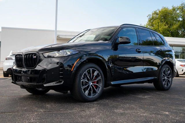 2026 BMW X5 M60i's photo