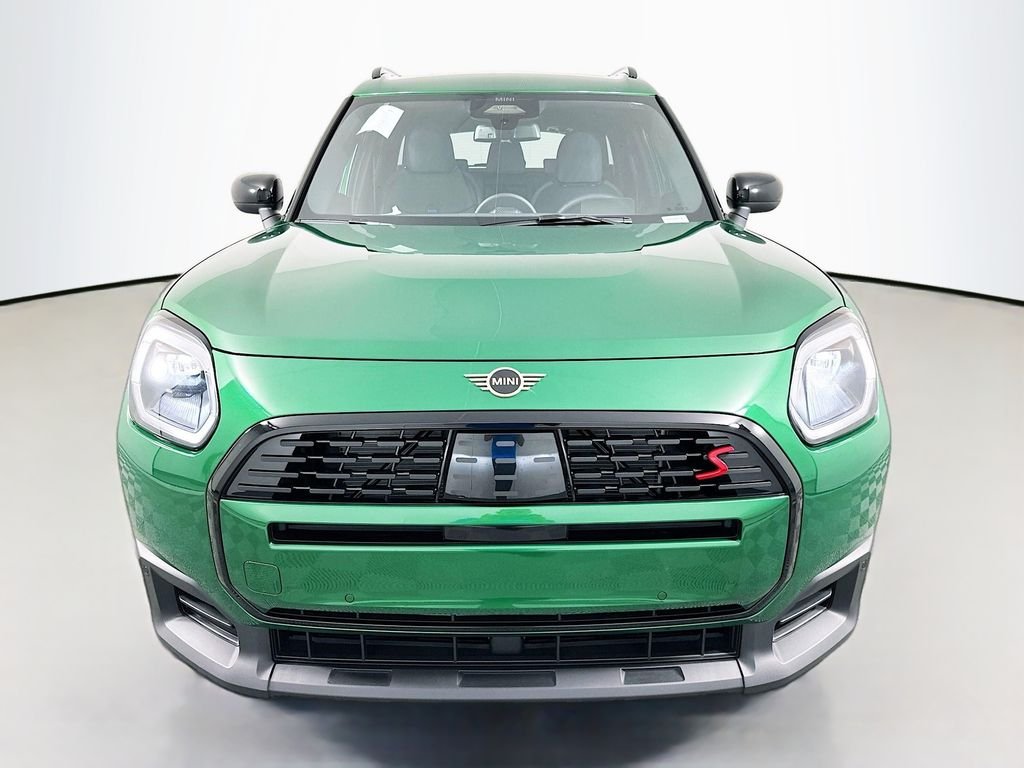 New 2026 Green MINI Signature Plus image 2