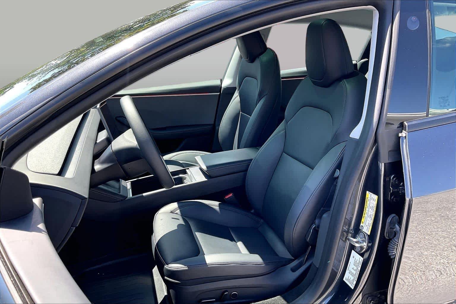 Pre-Owned 2024 Tesla Model 3