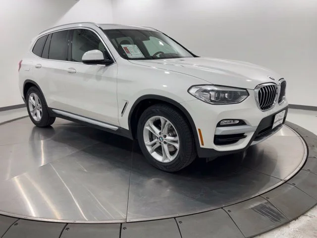 Used 2018 White BMW xDrive30i image 7