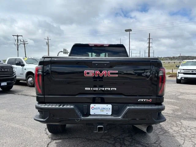 Used 2024 Onyx Black GMC AT4 image 4