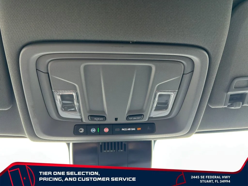 New 2026 Sterling Metallic GMC Elevation image 25