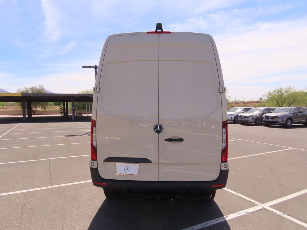 New 2026  Mercedes-Benz Cargo 144 WB image 6