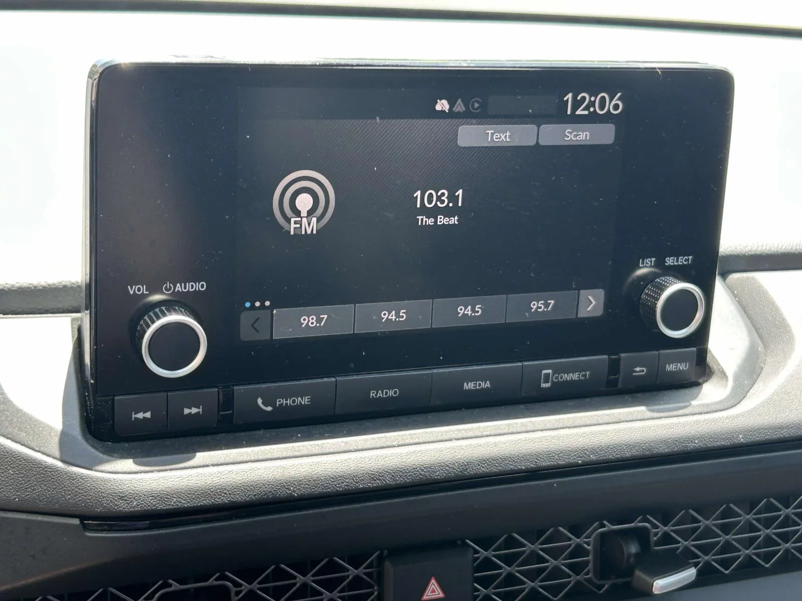 2023 Honda Accord EX - Photo 17