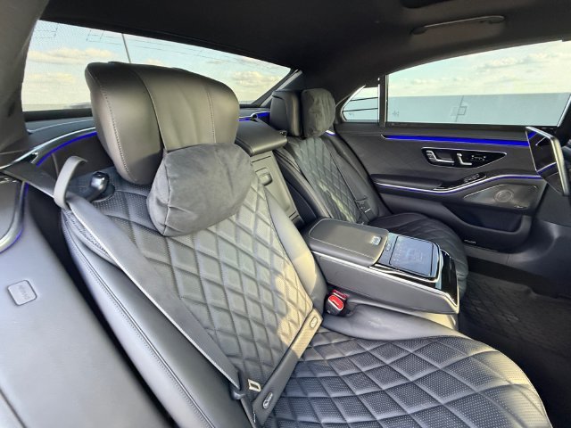 Used 2024  Mercedes-Benz S 580 image 17