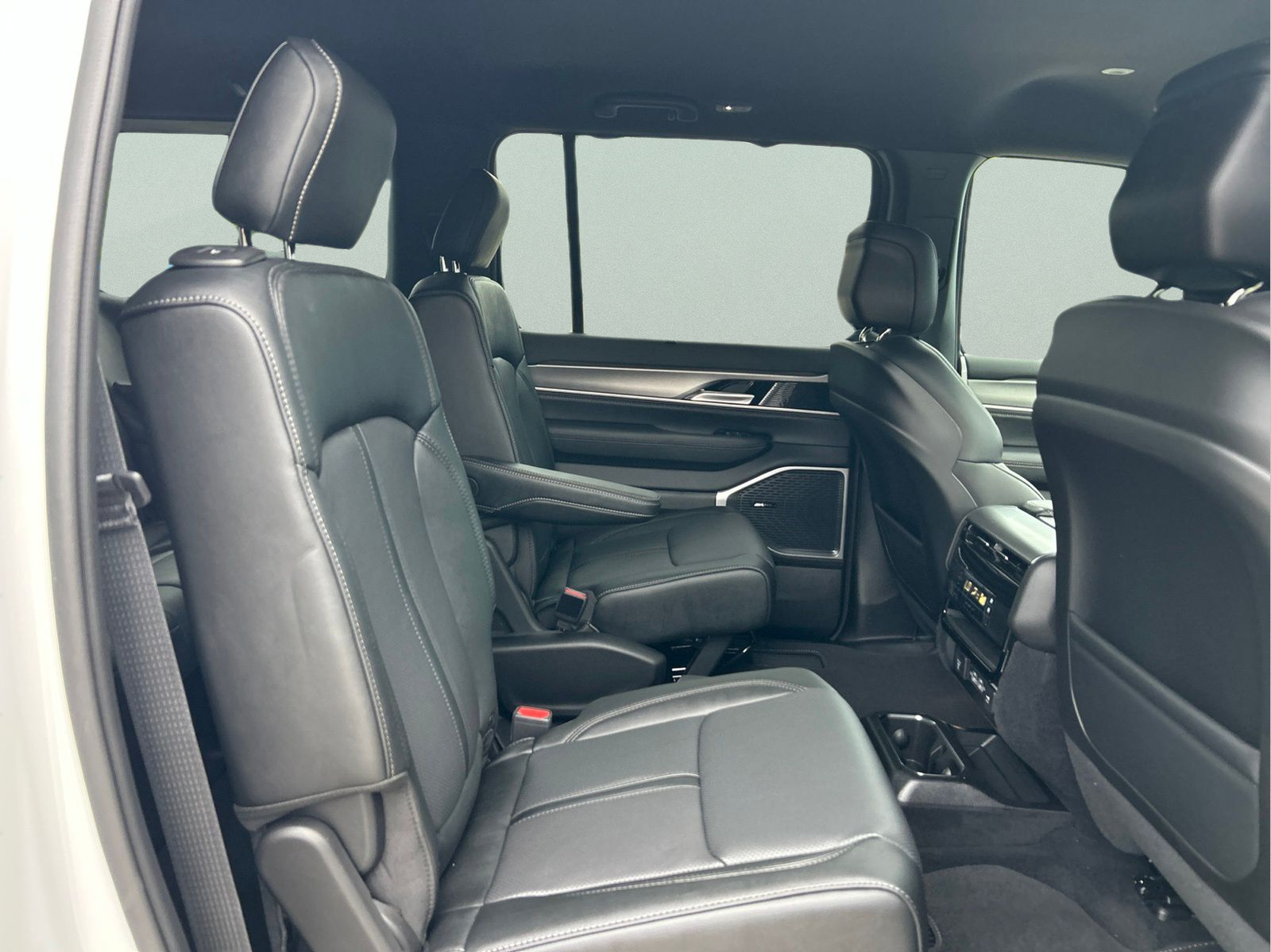 New 2026 Bright White Clearcoat Jeep Limited Altitude image 12