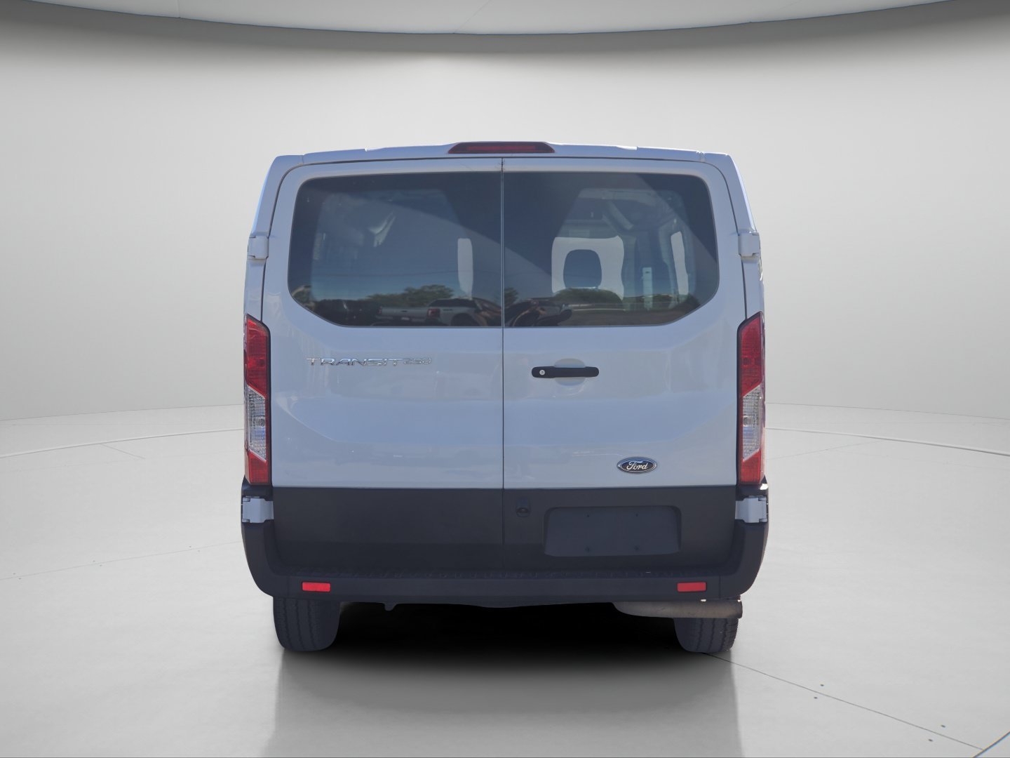 Used 2023 Oxford White Ford Base image 19