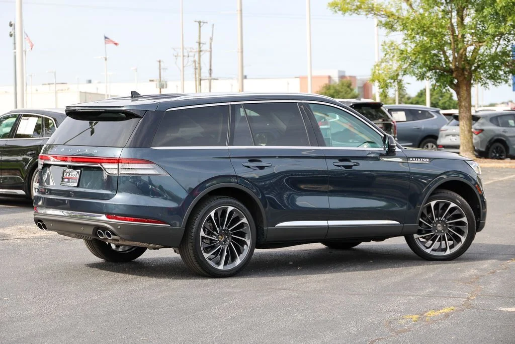 Certified Used 2024 Blue Lincoln Reserve image 36