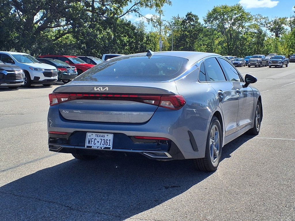 Used 2022 Silver Kia LXS image 5