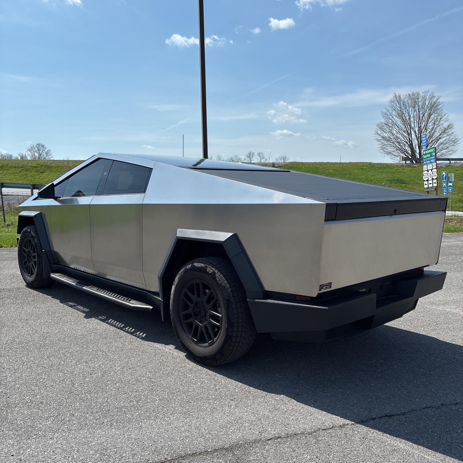 Used 2024 Tesla Cybertruck Base with VIN 7G2CEHED5RA052628 for sale in Gastonia, NC