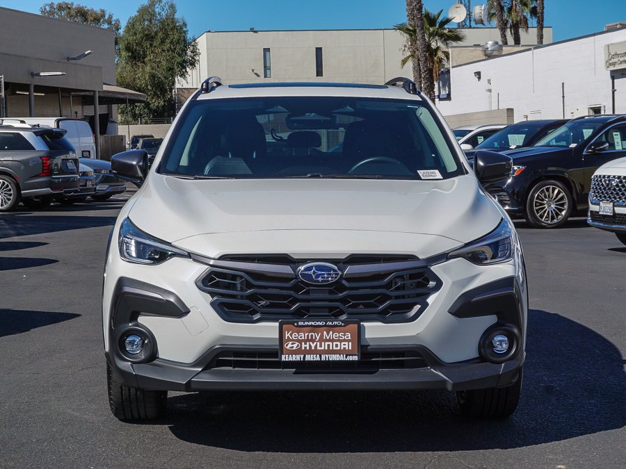 Used 2025 White Subaru Limited image 2