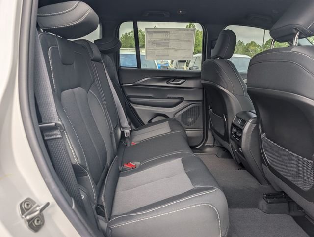 New 2026 Bright White Clearcoat Jeep Laredo image 27