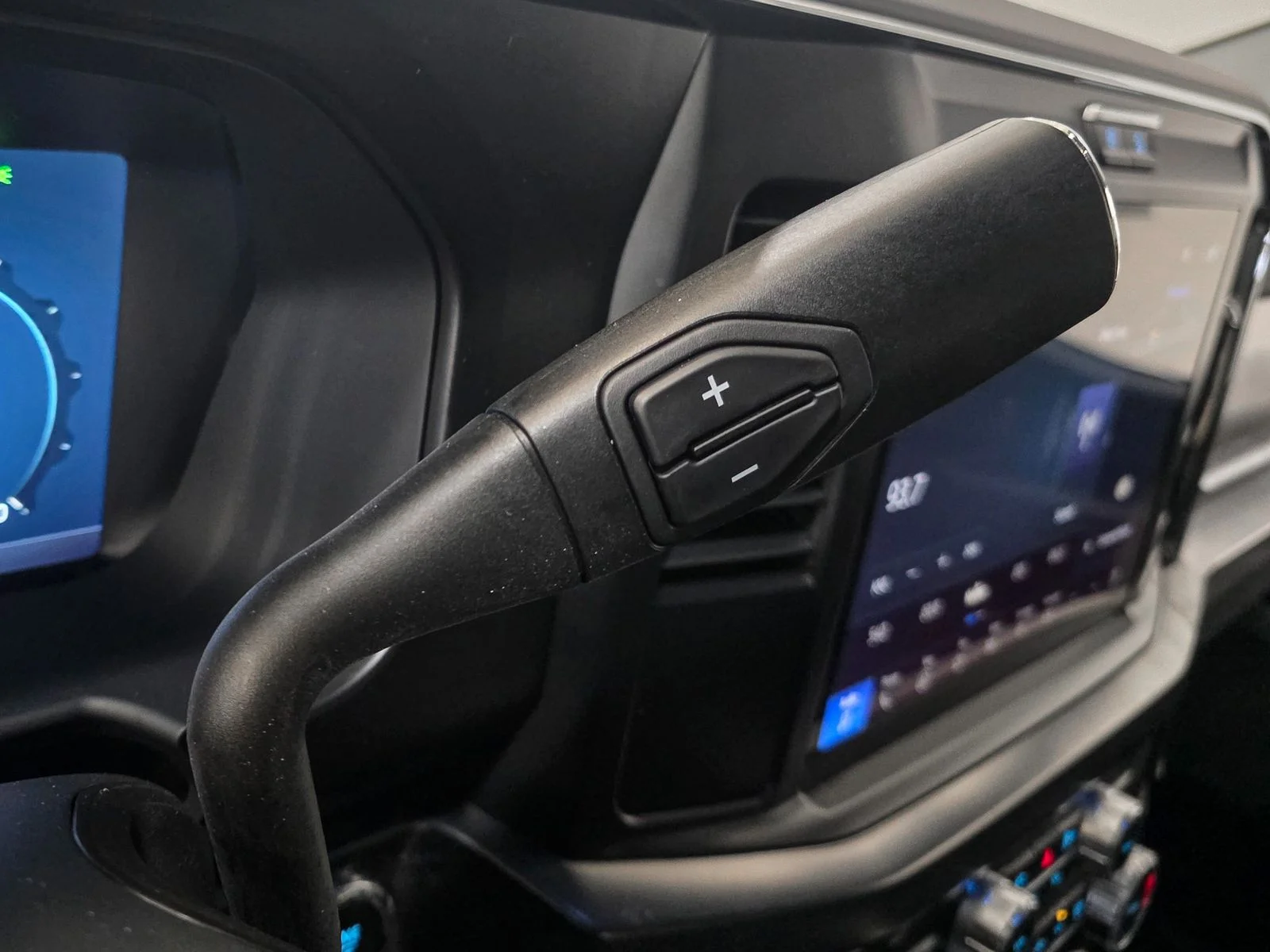 2026 Ford F-350 Super Duty Lariat - Photo 43