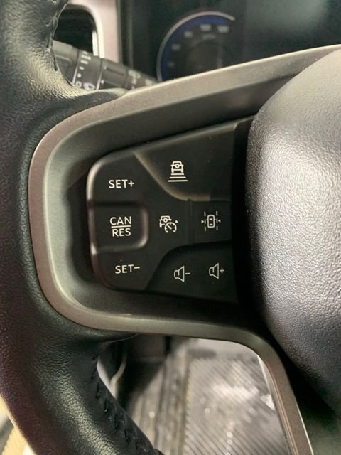 Used 2023 White Ford Wildtrak image 30
