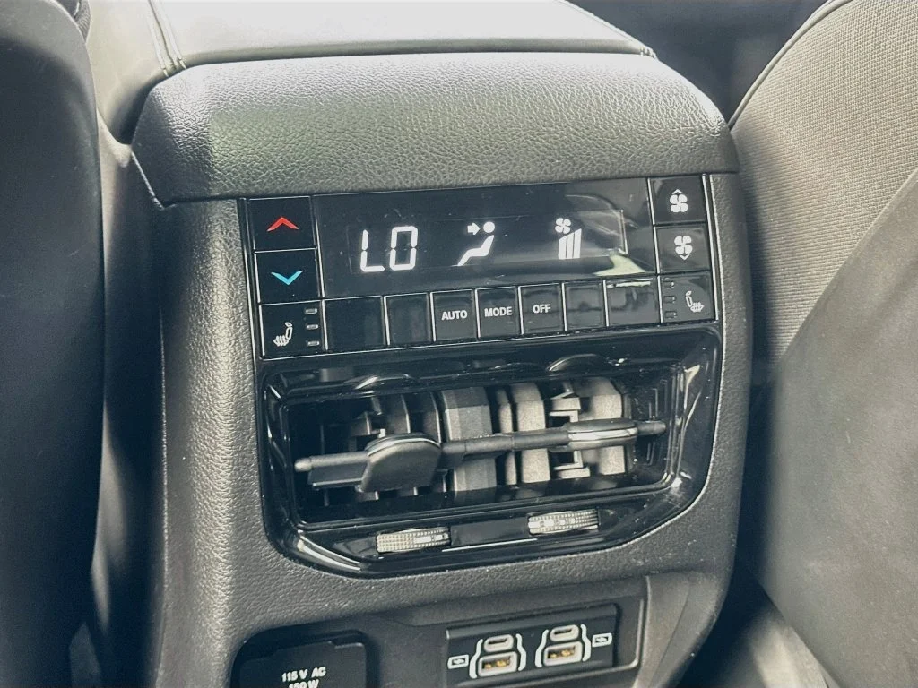 Used 2022 Gray Jeep Overland image 27