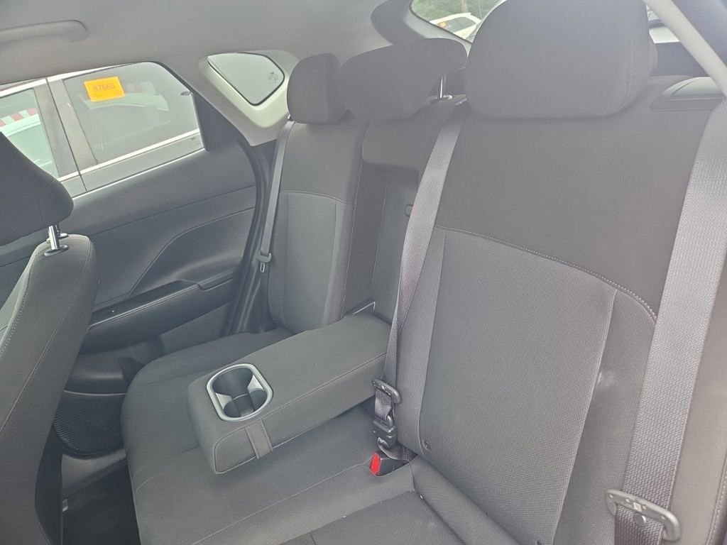 Used 2025 Gray Hyundai SEL image 14