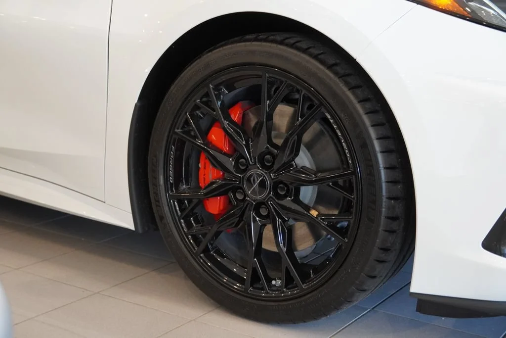 New 2026 Arctic White Chevrolet 2LT image 20
