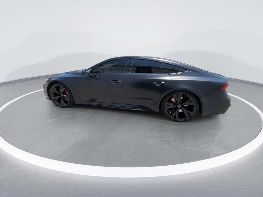 Used 2021  Audi 4.0T image 5