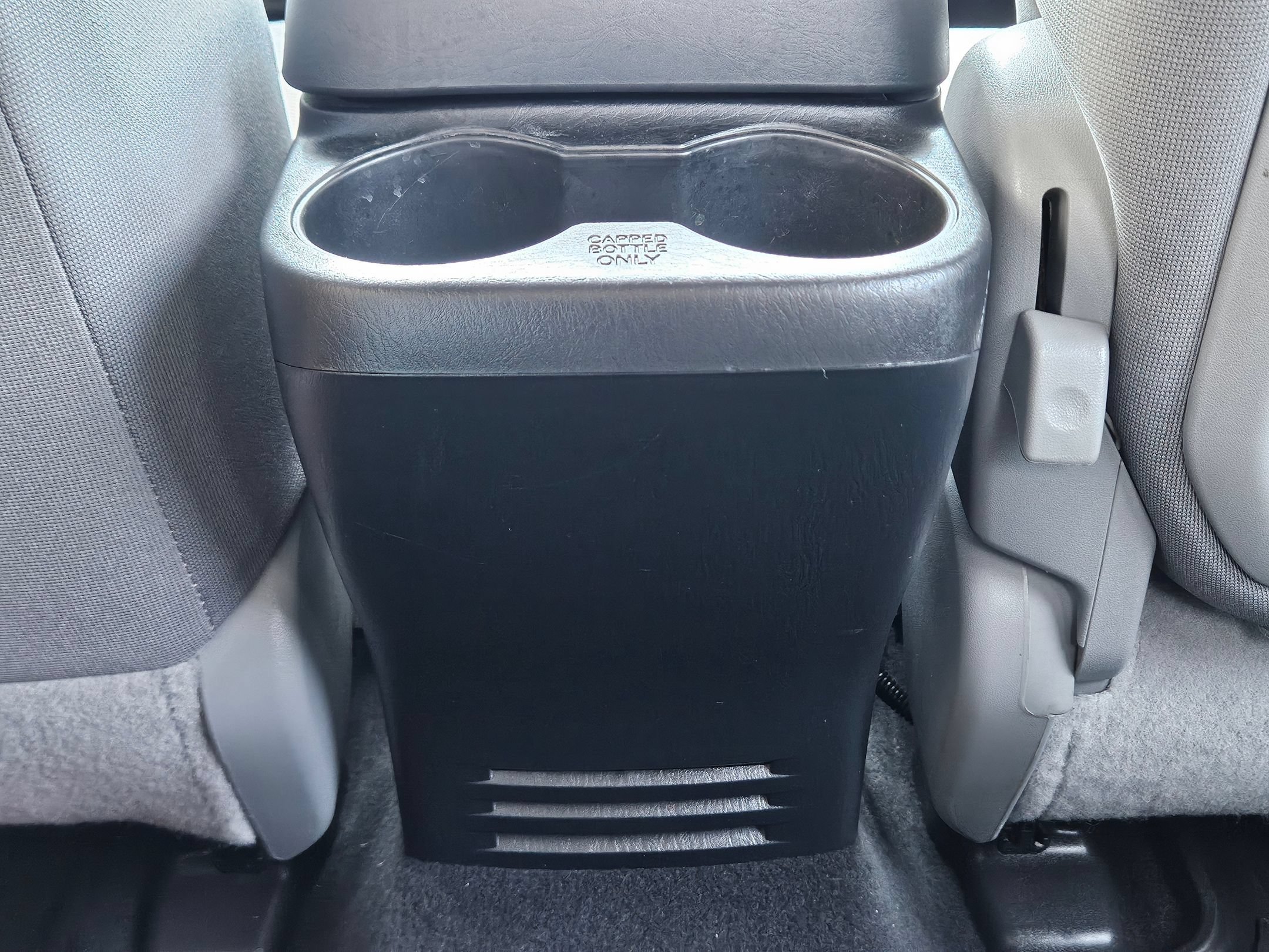 Used 2013 Super White Toyota  image 26