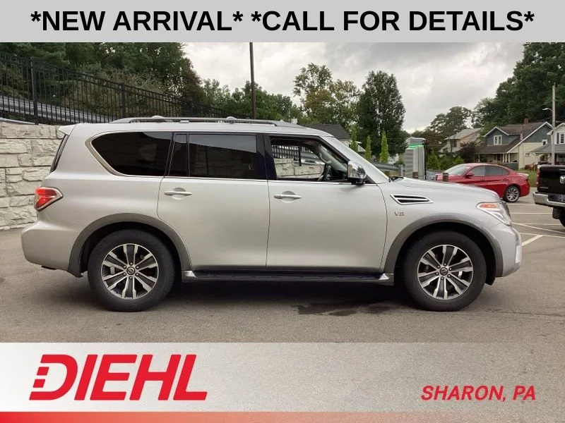 Used 2019 Silver Nissan SL image 8