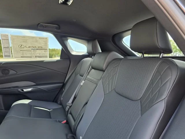 2026 Lexus RX 350 Premium - Photo 16