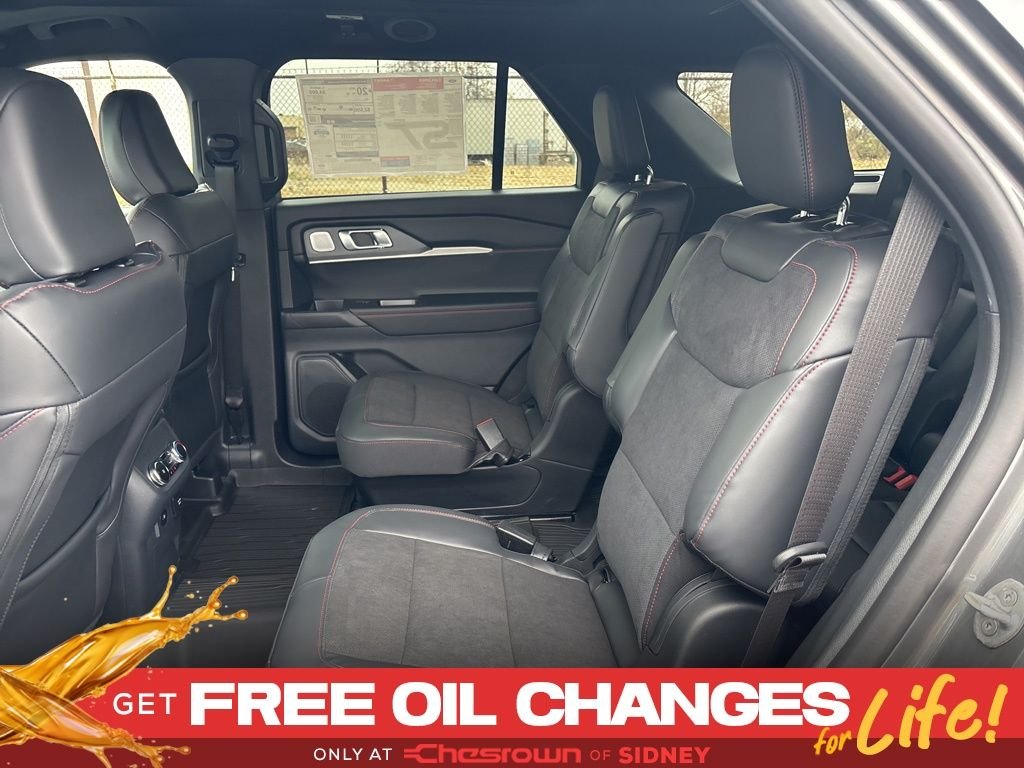 2026 Ford Explorer ST - Photo 29