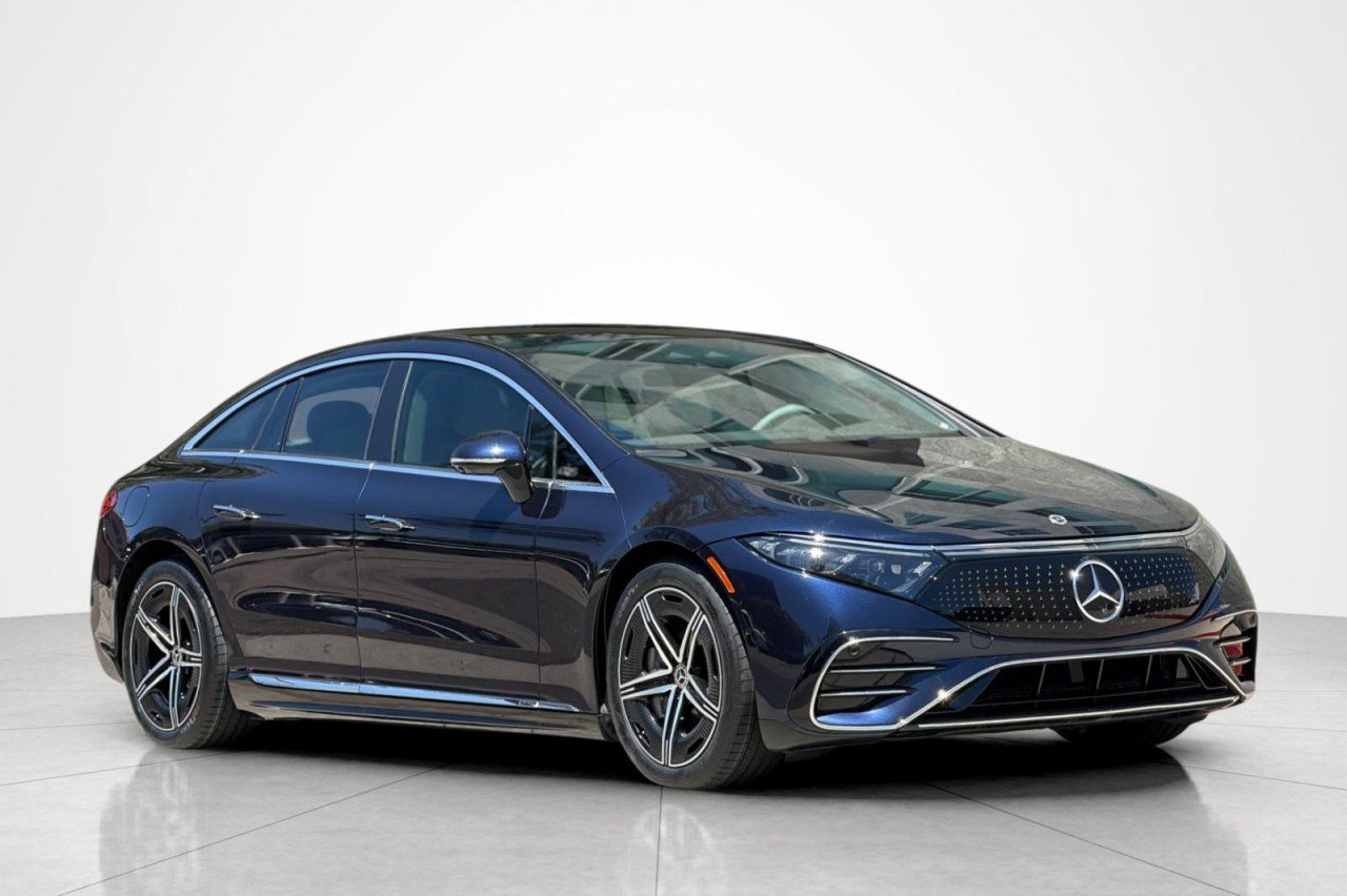 Certified Used 2024 Nautical Blue Metallic Mercedes-Benz EQS 450 image 7