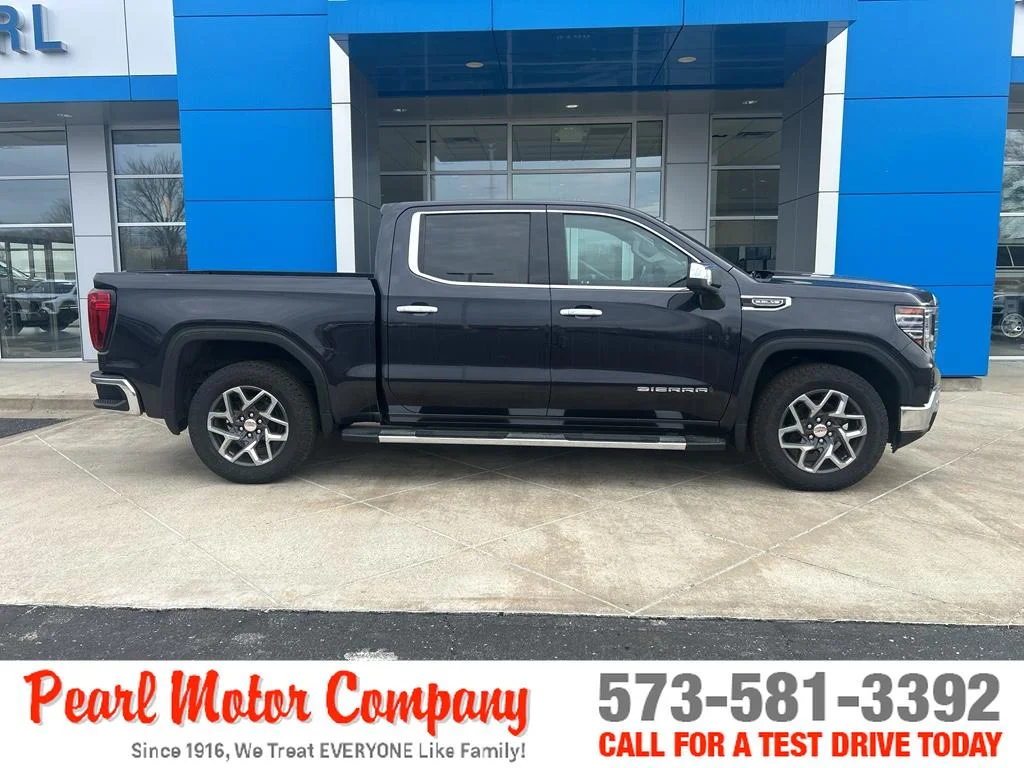 Certified Used 2023 Titanium Rush Metallic GMC SLT image 3