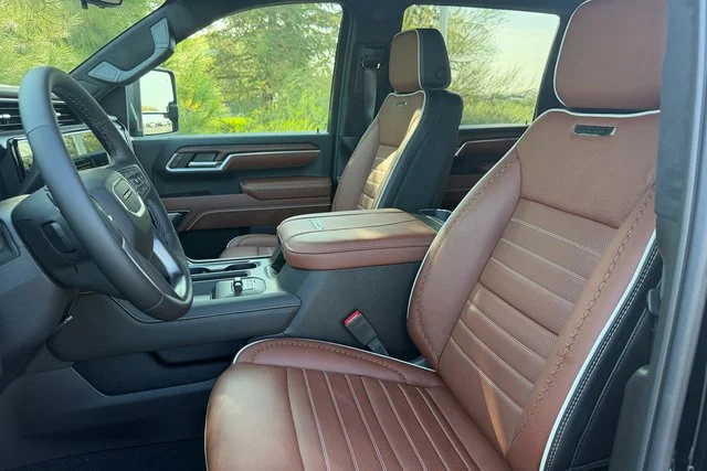 New 2026 Onyx Black GMC Denali Ultimate image 16