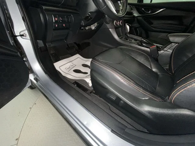 Used 2018 Silver Subaru 2.0i Limited image 12