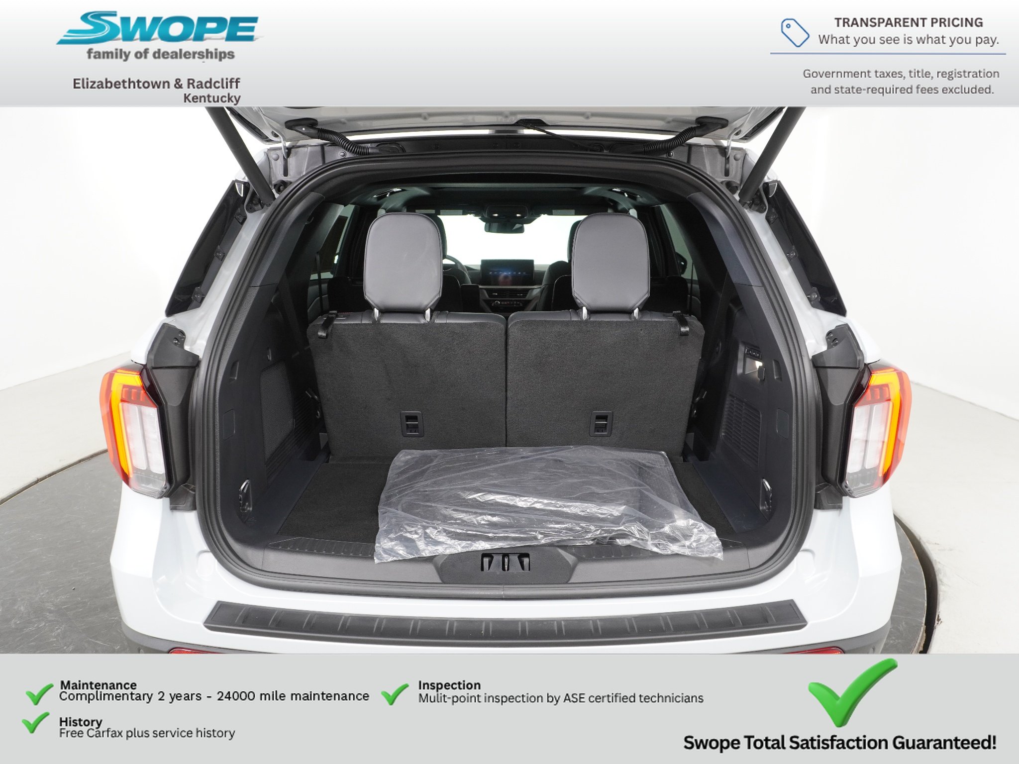 Used 2026 Space White Metallic Ford ST image 9