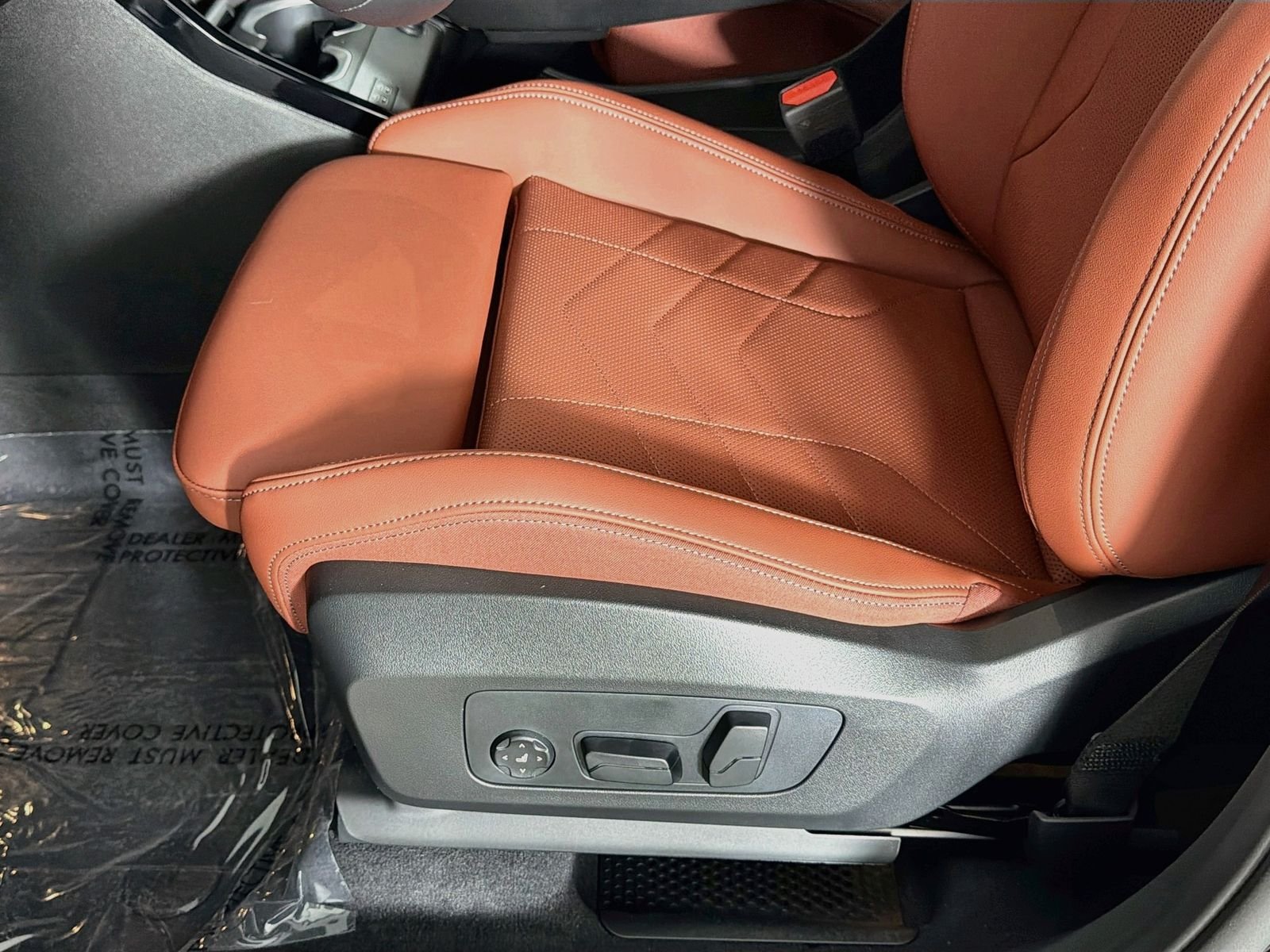 New 2026 Black Sapphire Metallic BMW xDrive28i image 18