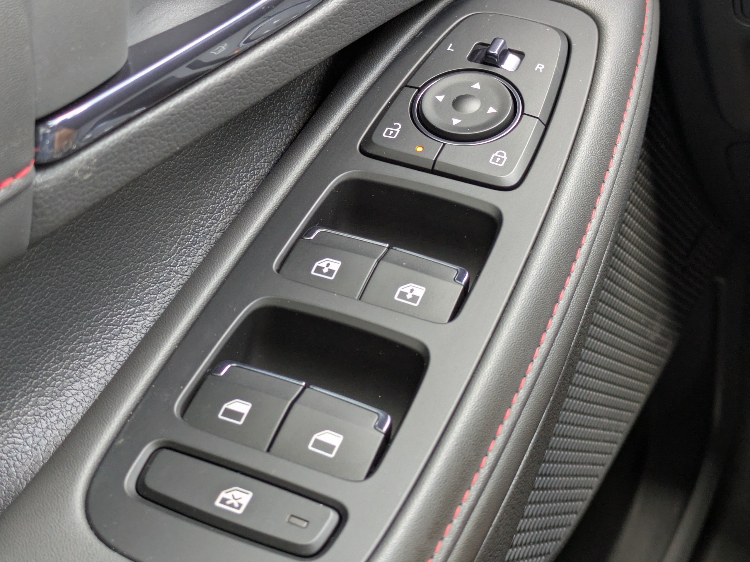 2024 Hyundai Sonata N Line - Photo 24